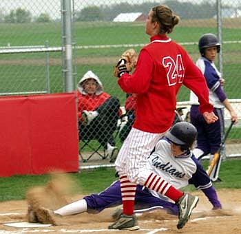 Fort tops Skins in MAC opener (04/22/03)