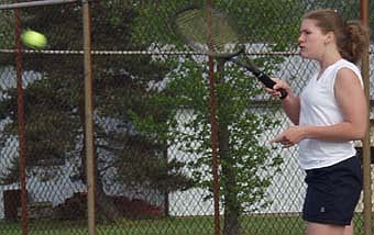 Jay County notches upset of Red Devils (05/16/03)