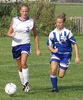 Jay Co. begins with tie (08/22/03)