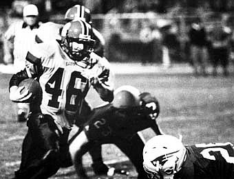Bruins dominate Jay County, 19-0 (08/30/03)