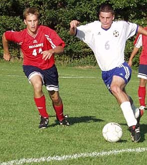 Bellmont tops tired Patriots (09/18/03)