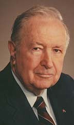Services set for Freeman, scout leader, funeral director (9/29/03)