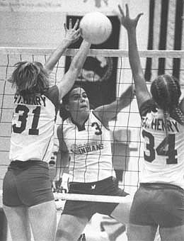 Fort falls short (10/08/03)