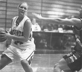 Patriots hold off Coldwater (12/08/03)