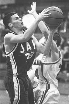 Jay whips Wapahani on the road (12/22/03)