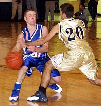 Free throws, 3-pointers do in Jay County (01/10/04)