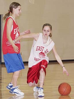 High-achieving Chiefs (02/10/04)