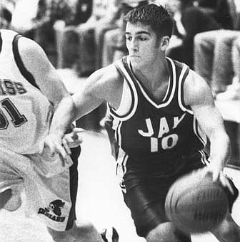 Bailey scorches Mississinewa for 33 points (03/08/04)