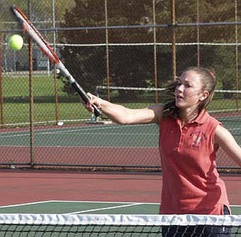 Brack leads Scots' singles sweep vs. Jay (04/29/04)