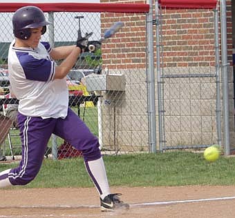 Flyers eliminate Fort Recovery (05/19/04)