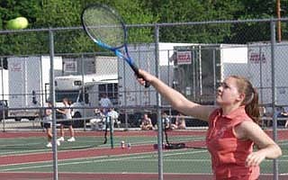 Patriots cruise to 5th straight title match (05/22/04)