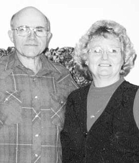 Couple to mark 40th (6/4/04)