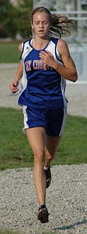 Jay runners top UC, MC (09/02/04)