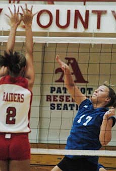Raiders sweep Jay Co. (09/03/04)