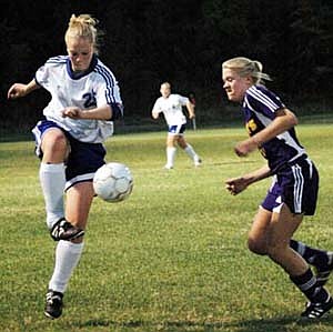 Marion ousts Patriots (10/12/04)