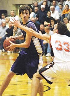 Tribe falls short (01/04/05)