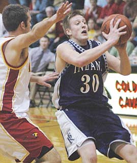 Indians romp to sectional championship (02/26/05)