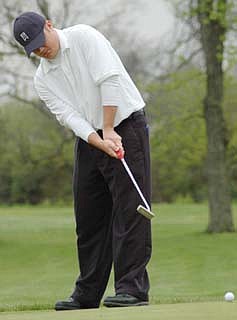 JC golfers win fourth straight (04/29/05)