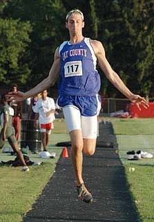 Season ends at regional (05/27/05)