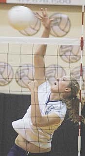 Cavs down Indians (10/19/05)