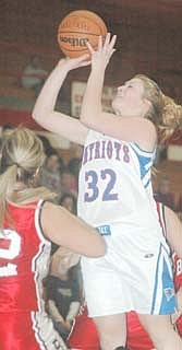 JCHS stifles Bruins (12/14/05)