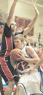 Scots squeak past Jay Co. (01/28/06)