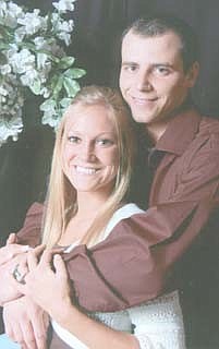 Fifer, Byrum to wed in April (03/16/06)