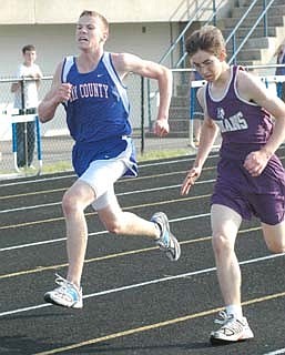 Jay tops Fort (04/28/06)