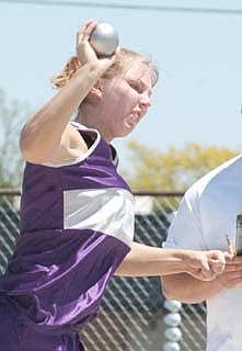 Indian girls send five to regional (05/22/06)