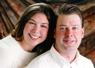 Theurer, DeWitt to wed (06/01/06)