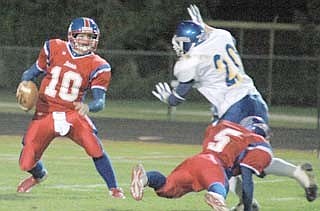 Patriots roll on homecoming (10/14/06)