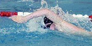 JCHS swimmers knock off Marion (01/25/08)