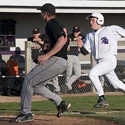Tribe falls to Tigers