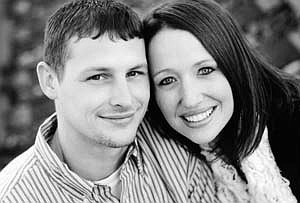 Amy Lowe and Dustin Roseboom to wed