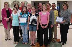 Davis to speak at networking luncheon