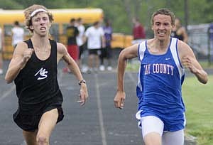 Nichols wins 800