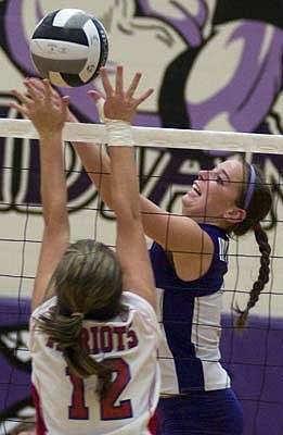 Fort sweeps Patriots