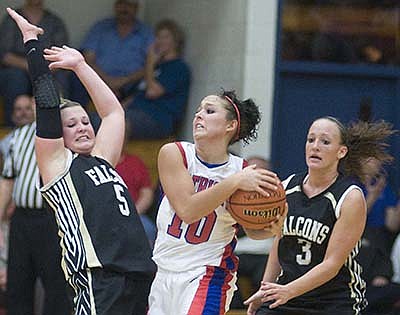 JC tops No. 2 Falcons