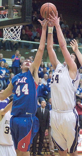 Schwieterman leads Patriots