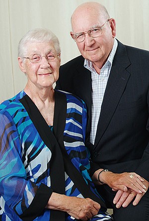 Hedges couple celebrates 60th