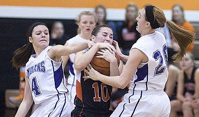 Fifth eludes FRHS