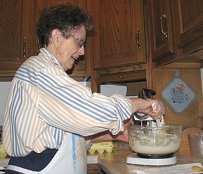 Retired teacher to host party