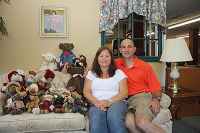 Resale shop changes hands