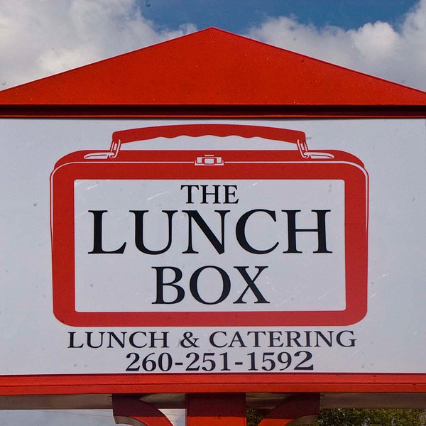 New restaurant aims at lunchtime crowd