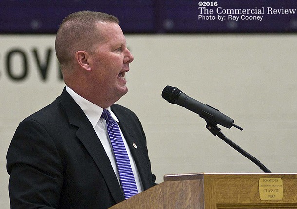 Hobbs leaving FRHS principal job