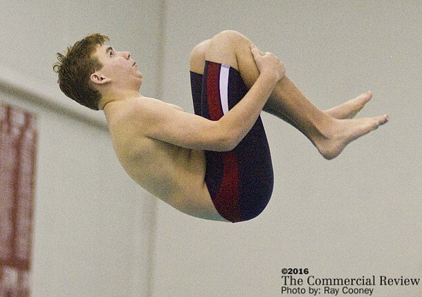 JCHS divers finish in 10th