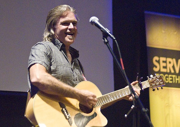 Frye is taking talents to Nashville