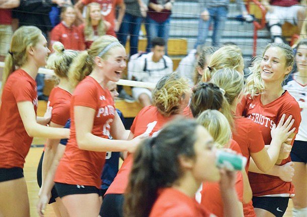 Jay volleyball wins ACAC