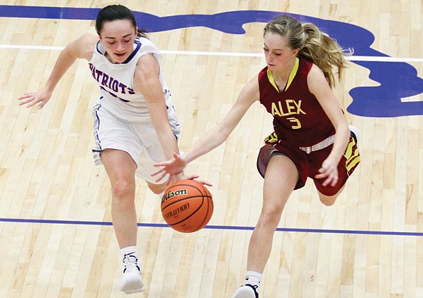 Patriots roll in opener