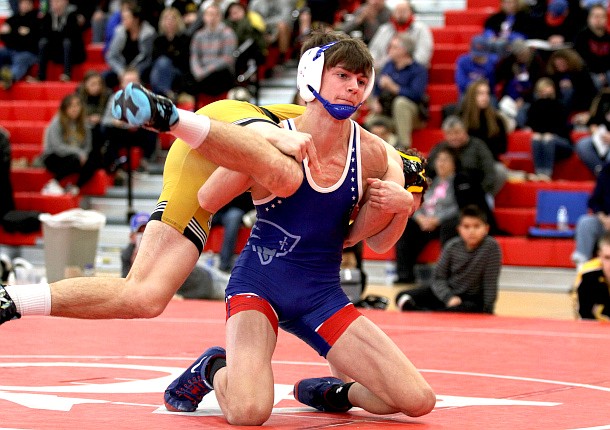 Patriot wrestlers second at ACAC